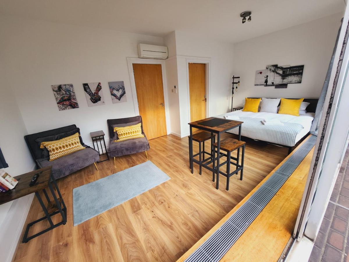 Top Floor Room In Baker St Londra Dış mekan fotoğraf
