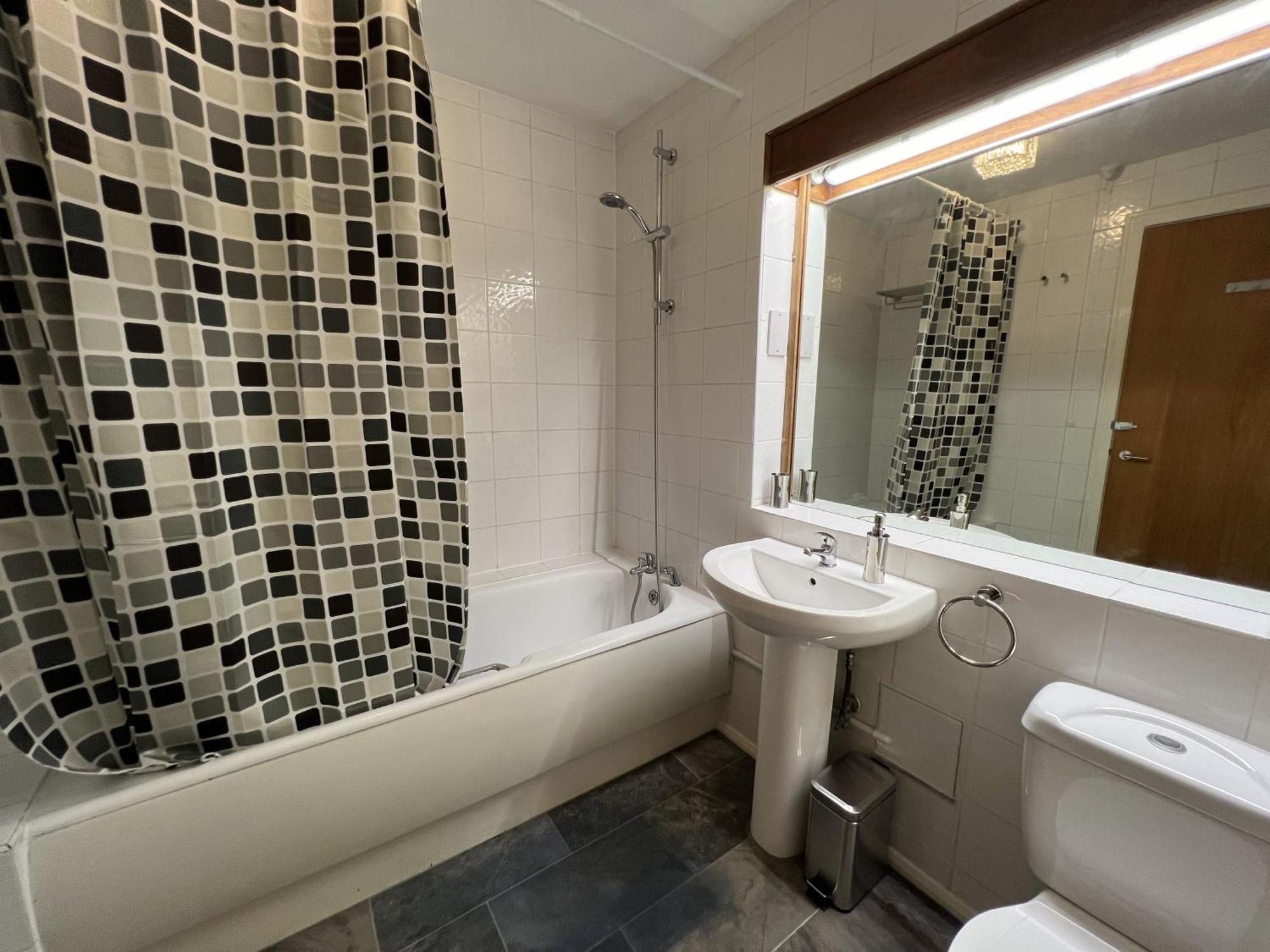 Top Floor Room In Baker St Londra Dış mekan fotoğraf